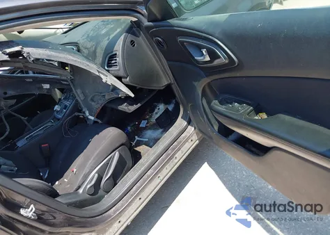 2015 Chrysler 200 Limited из США, поврежденный, VIN 1C3CCCAB6FN594048